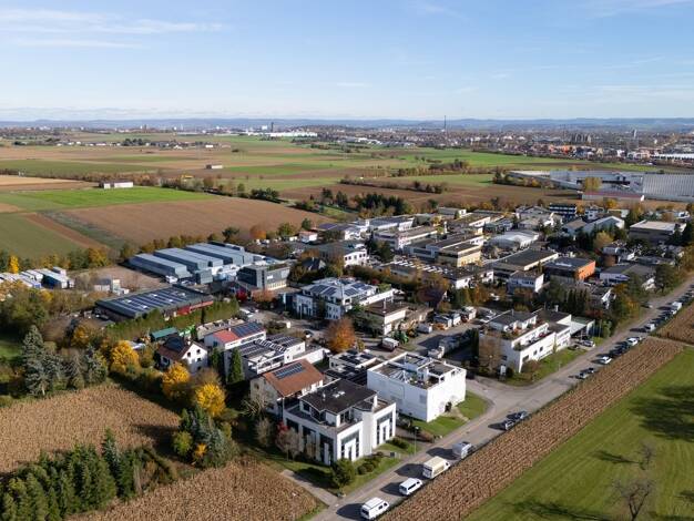 Lagerhalle zur Miete 3.200 € 330 m² Lagerfläche Stammheim Stuttgart 70439