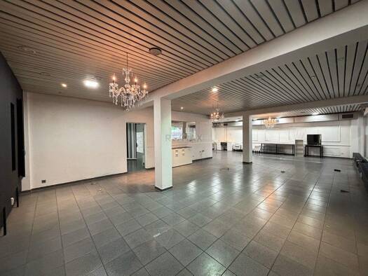 Laden zum Kauf 149.000 € 96,2 m² Verkaufsfläche Stadtgebiet Göppingen 73033