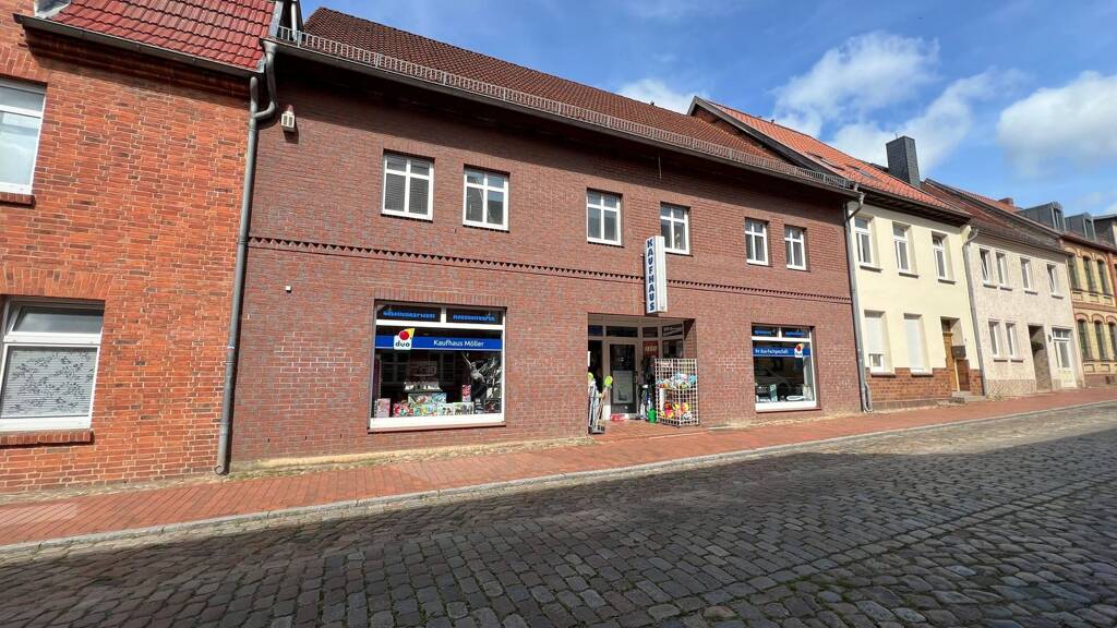 Ausstellungsfläche zum Kauf 380.000 € 6 Zimmer 625 m² Verkaufsfläche Sternberg 19406