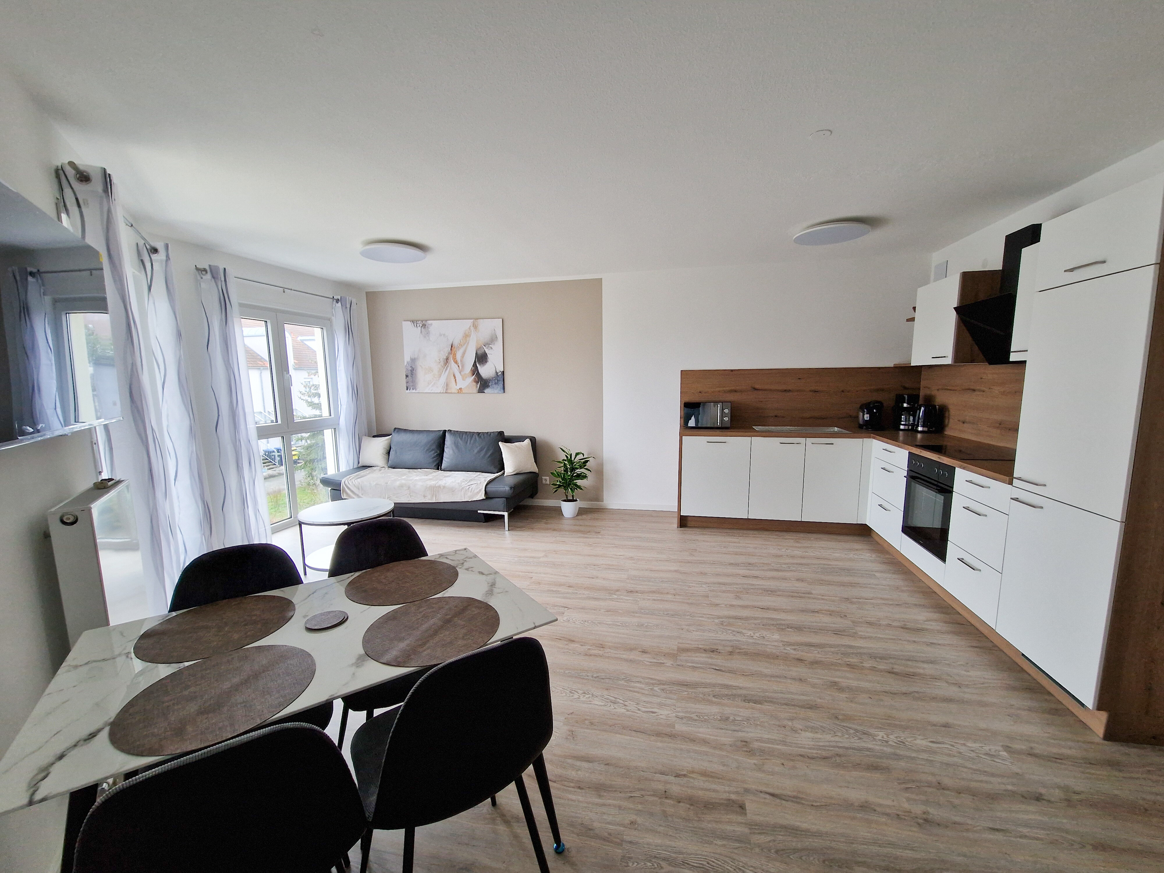 Wohnung zur Miete 900 € 2 Zimmer 54 m²<br/>Wohnfläche 1.<br/>Geschoss ab sofort<br/>Verfügbarkeit Oststraße 10b Markranstädt Markranstädt 04420