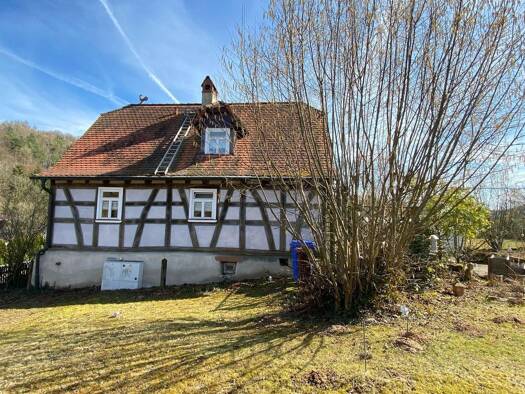 Einfamilienhaus zur Miete 1.500 € 5 Zimmer 100 m² 1.100 m² Grundstück frei ab 01.07.2026 Krombach 63829