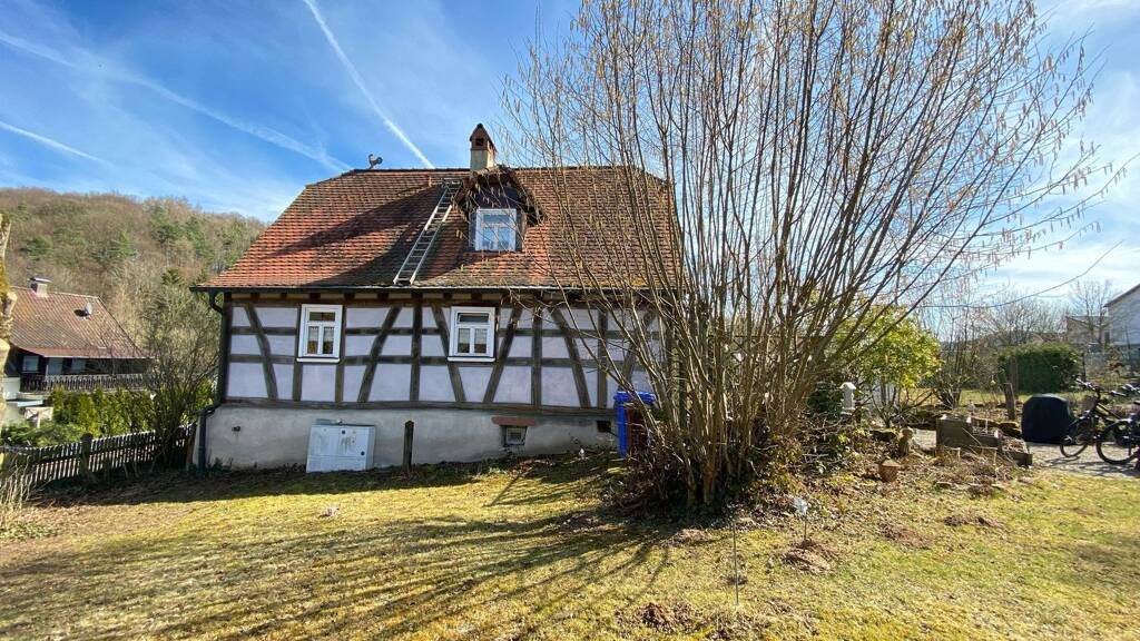 Einfamilienhaus zur Miete 1.500 € 5 Zimmer 100 m² 1.100 m² Grundstück frei ab 01.07.2026 Krombach 63829