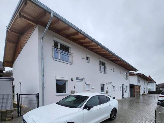 Reihenendhaus zur Miete 1.200 € 5 Zimmer 120 m² 300 m² Grundstück frei ab 01.05.2026 Vilshofen Vilshofen a. d. Donau 94474