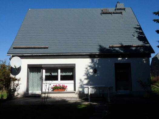 Einfamilienhaus zum Kauf 225.000 € 6 Zimmer 125 m² 2.130 m² Grundstück Forsthof Str. 7 Siebenlehn Großschirma 09603