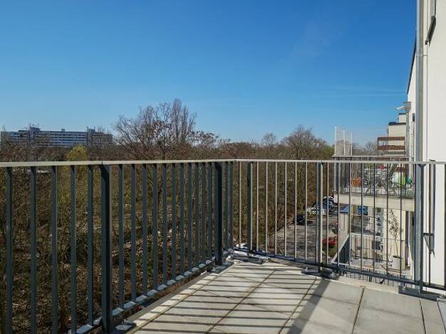 Wohnung zur Miete 1.674 € 4 Zimmer 98 m² 4. Geschoss Elsa-Neumann-Straße 7 Siemensstadt Spandau 13629