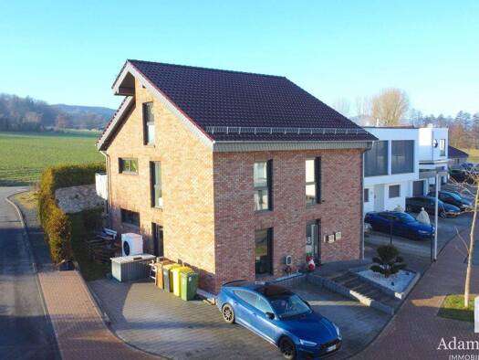 Wohnung zum Kauf 445.000 € 4 Zimmer 140,8 m² 1. Geschoss Großenritte Baunatal 34225