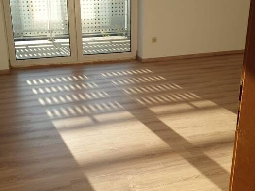 Wohnung zur Miete 770 € 3 Zimmer 85 m² Geschoss 1/1 frei ab sofort Aholfing Aholfing 94345