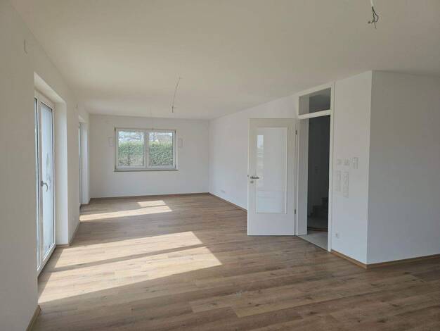 Einfamilienhaus zur Miete 1.600 € 7 Zimmer 185,1 m² 818 m² Grundstück frei ab sofort Mundlfing 18 Mundlfing Leiblfing 94339