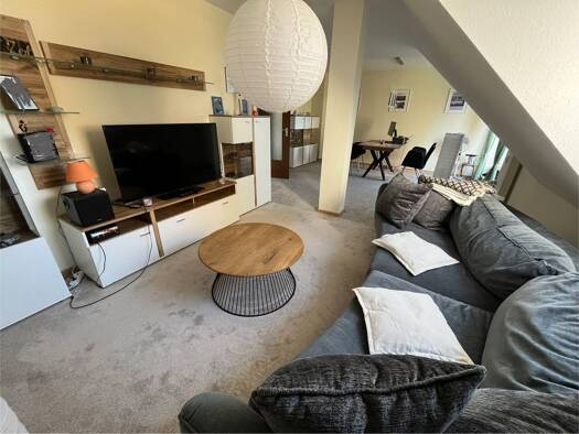 Wohnung zur Miete 700 € 2 Zimmer 67,5 m² Geschoss 2/3 frei ab 01.02.2026 Herzogenaurach 91074