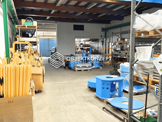 Lagerhalle zur Miete 3.018 € 553 m² Lagerfläche teilbar ab 253 m² Oberndorf Oberndorf am Neckar 78727