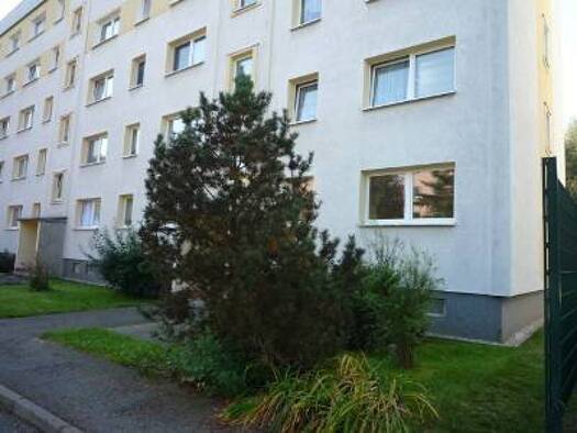 Wohnung zur Miete 290 € 3 Zimmer 57,5 m² 4. Geschoss frei ab sofort Poststraße 41 Reinsdorf Reinsdorf 08141