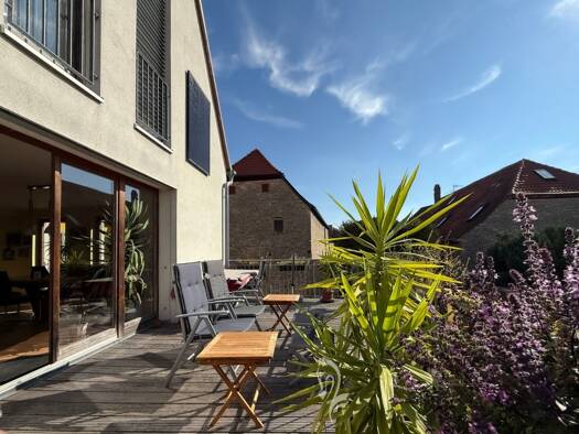 Mehrfamilienhaus zum Kauf 730.000 € 8 Zimmer 327 m² 708 m² Grundstück frei ab sofort Fahr Volkach 97332