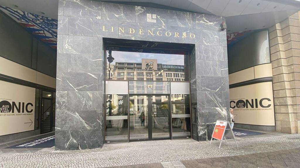 Bürofläche zur Miete provisionsfrei 879 € 10 m² Bürofläche Unter den Linden 21 Mitte Berlin 10117