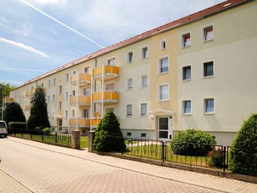 Wohnung zur Miete 306 € 2 Zimmer 47,1 m² 2. Geschoss frei ab sofort Karl-Marx Str. 33 Mücheln 06249