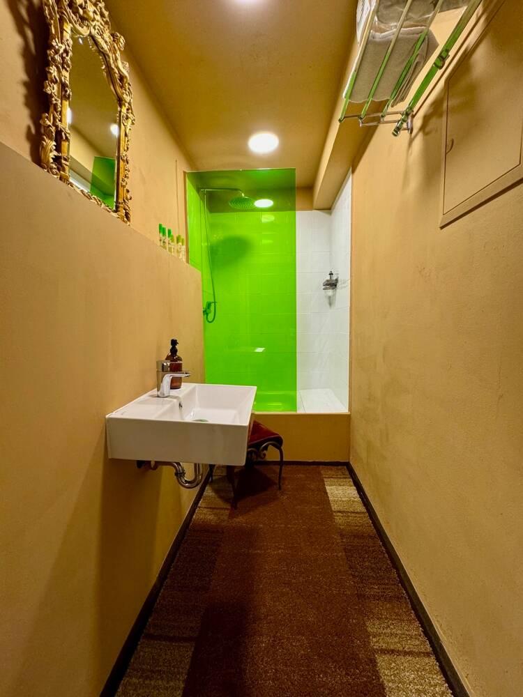 Property thumbnail 7