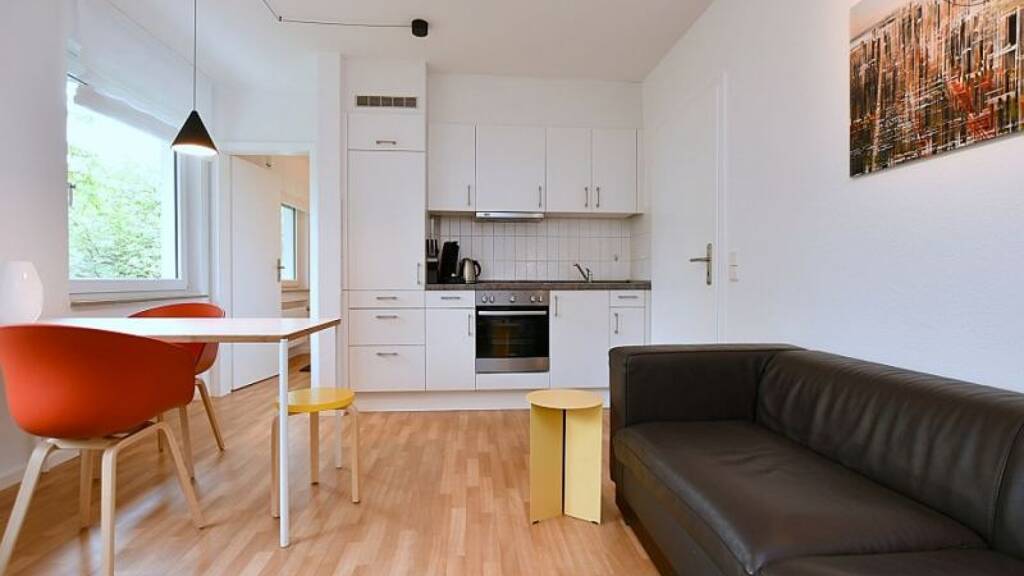 Wohnung zur Miete auf Zeit 1.150 € 2 Zimmer 35 m² frei ab 04.05.2026 Süd Ludwigsburg 71638