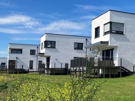 Doppelhaushälfte zur Miete 1.947 € 5,5 Zimmer 144 m² frei ab 01.05.2026 Langenzenn 90579