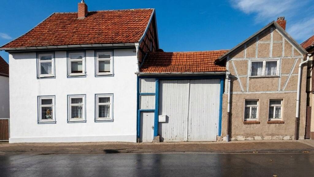 Einfamilienhaus zum Kauf provisionsfrei 95.000 € 7 Zimmer 180 m² 1.803 m² Grundstück Hauptstr. 24 Unstrut Hainich 99991