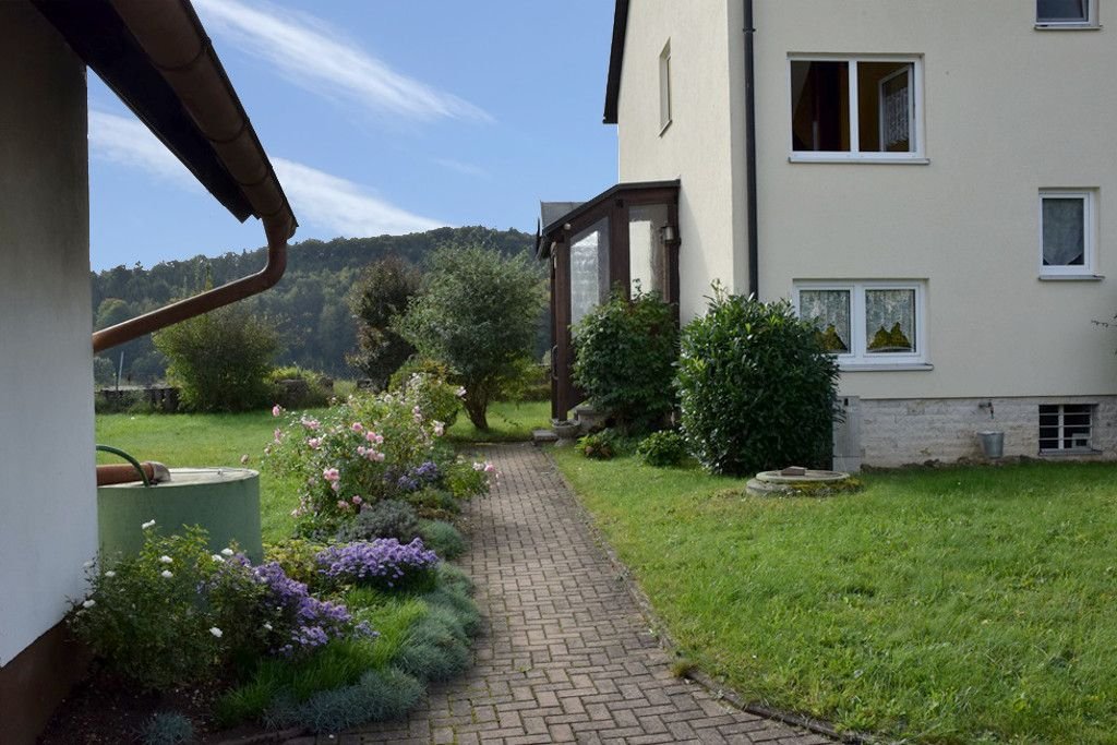 Mehrfamilienhaus zum Kauf 329.000 € 6 Zimmer 180 m²<br/>Wohnfläche 1.570 m²<br/>Grundstück Möchs Hiltpoltstein 91355