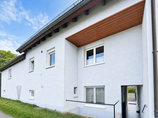 Mehrfamilienhaus zum Kauf 590.000 € 9 Zimmer 170 m² 384 m² Grundstück frei ab sofort Grafenrheinfeld 97506