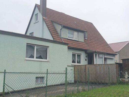 Einfamilienhaus zum Kauf 175.000 € 7 Zimmer 174 m² 728 m² Grundstück Riedenheim Riedenheim 97283