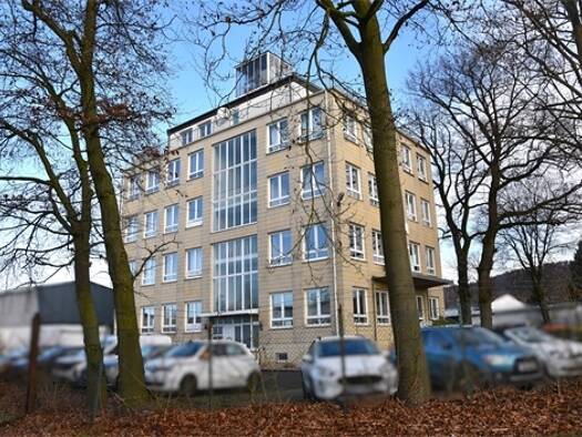 Bürofläche zur Miete 5,80 € 22 Zimmer 680 m² Bürofläche Steinhagen 33803