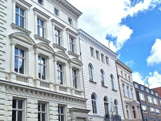 Mehrfamilienhaus zum Kauf als Kapitalanlage geeignet 1.700.000 € 18 Zimmer 510 m² 165 m² Grundstück Innenstadt Lübeck 23552