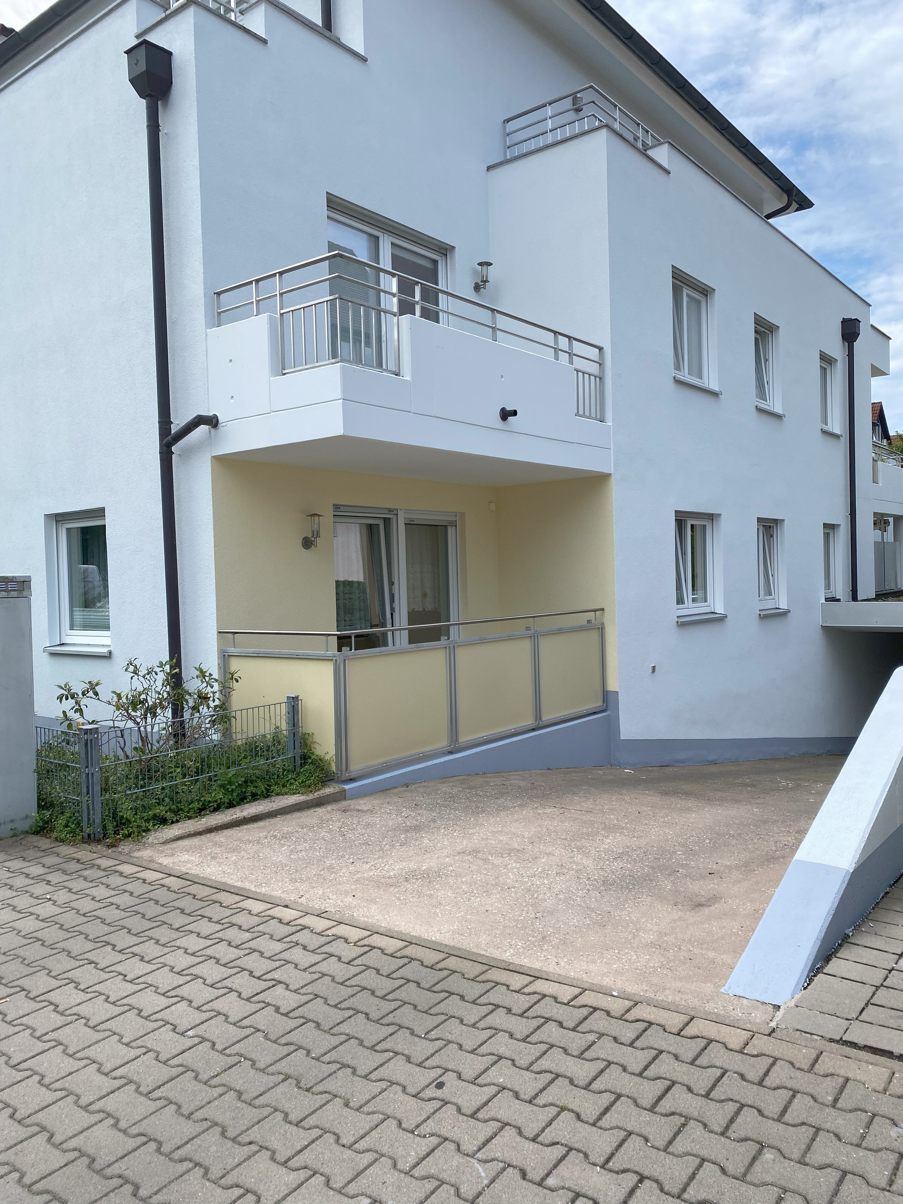 Wohnung zur Miete 600 € 1 Zimmer 26 m²<br/>Wohnfläche EG<br/>Geschoss ab sofort<br/>Verfügbarkeit Laufamholz Nürnberg 90482