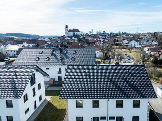 Doppelhaushälfte zum Kauf - Erstbezug 624.000 € 3,5 Zimmer 143,8 m² 196 m² Grundstück Leederer Straße 4 Denklingen Denklingen 86920