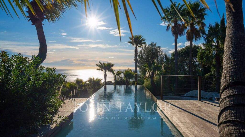 Villa zum Kauf provisionsfrei 5.950.000 € 10 Zimmer 330 m² 1.800 m² Grundstück Nartelle-Noyer-Bellevue-bd des Sardinaux Sainte-Maxime 83120