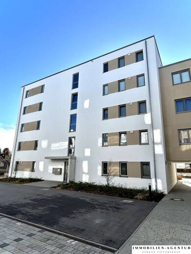 Wohnung zur Miete nur mit Wohnberechtigungsschein 605 € 3 Zimmer 74,9 m² 4. Geschoss frei ab sofort Ettmannsdorf Schwandorf 92421