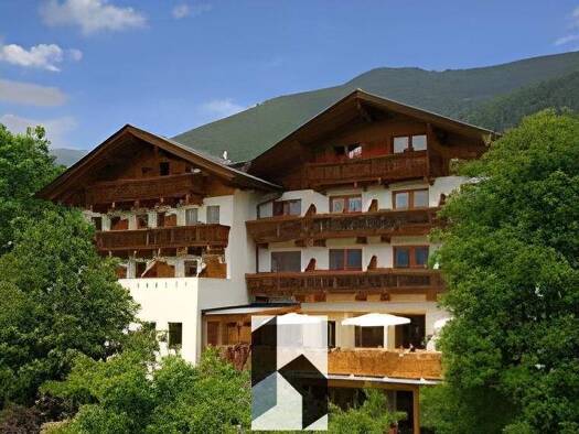 Hotel zum Kauf 34 Zimmer 76 Betten 3.380 m² Grundstück Anras 9912