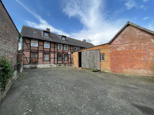 Haus zum Kauf 95.000 € 15 Zimmer 200 m² 2.822 m² Grundstück Süpplingenburg 38376