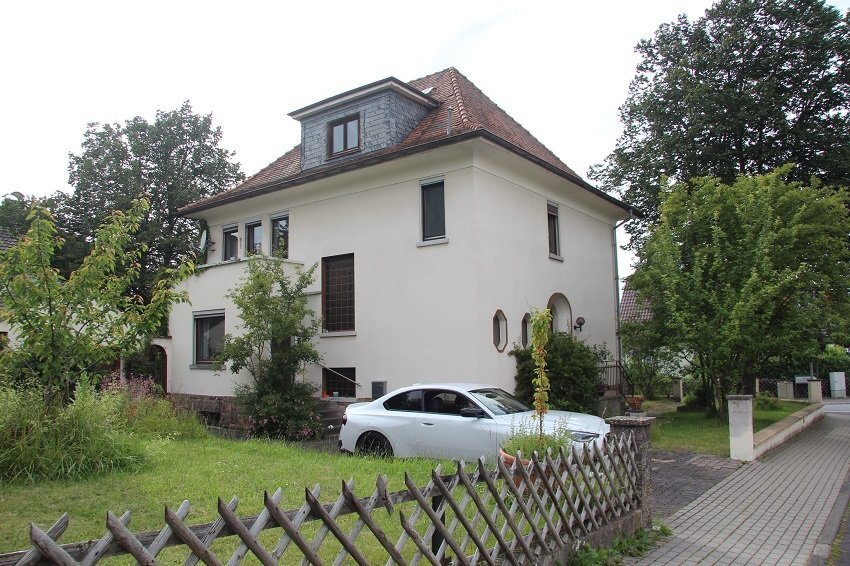 Villa zum Kauf 339.000 € 6 Zimmer 180 m²<br/>Wohnfläche 850 m²<br/>Grundstück Lauterbach Lauterbach (Hessen) 36341