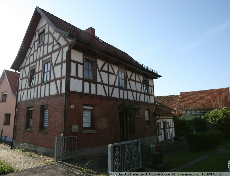 Einfamilienhaus zum Kauf 134.000 € 5 Zimmer 140 m²<br/>Wohnfläche 584 m²<br/>Grundstück Hintere Gasse 79 Mendhausen Römhild 98630