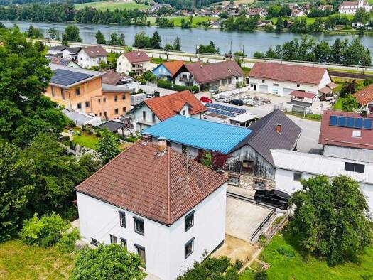 Einfamilienhaus zum Kauf 580.000 € 5 Zimmer 148 m² 683 m² Grundstück frei ab sofort Heining Passau 94036
