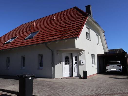 Doppelhaushälfte zum Kauf 285.750 € 3,5 Zimmer 124 m² 388 m² Grundstück frei ab sofort Helmstedt Helmstedt 38350