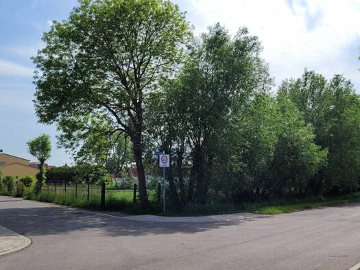 Grundstück zum Kauf provisionsfrei 145.000 € 646 m² Grundstück Erfurt 99092