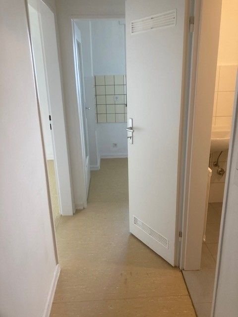 Wohnung zur Miete 209 € 1 Zimmer 31,4 m²<br/>Wohnfläche 1.<br/>Geschoss 01.11.2024<br/>Verfügbarkeit Gutleutstraße 23 Niedergirmes Wetzlar 35576