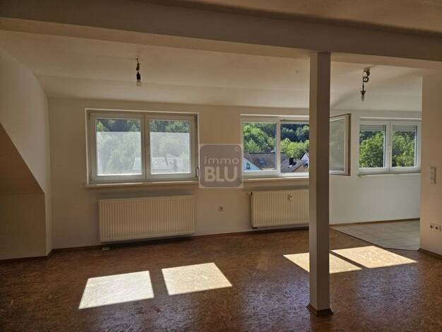 Wohnung zur Miete 700 € 3 Zimmer 69 m² frei ab sofort Weingarten 76356