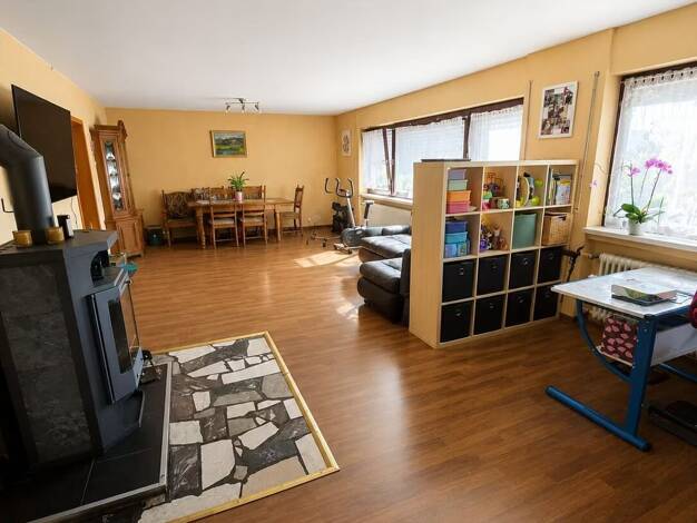 Einfamilienhaus zum Kauf 195.000 € 8 Zimmer 226 m² 1.319 m² Grundstück In der Lerchwies 28 Reichenbach Reichenbach 55776
