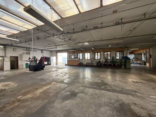 Lagerhalle zum Kauf 349.000 € 604 m² Lagerfläche Gartenstraße 8 Kaltenengers 56220