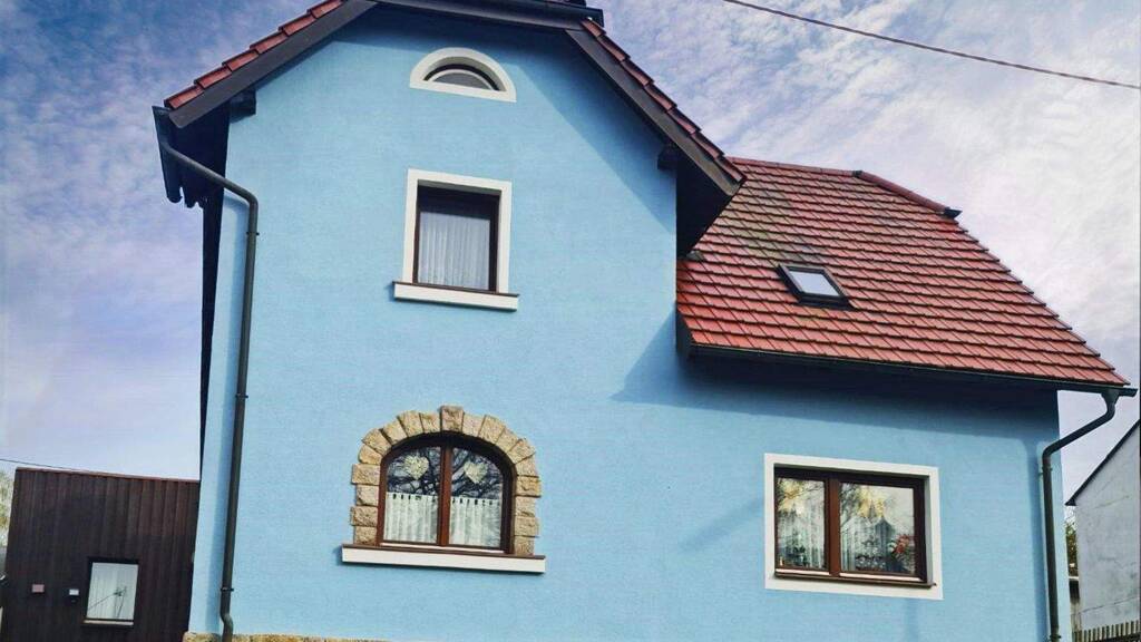 Einfamilienhaus zum Kauf 220.000 € 5 Zimmer 88,6 m² 378 m² Grundstück frei ab sofort Ebnath 95683