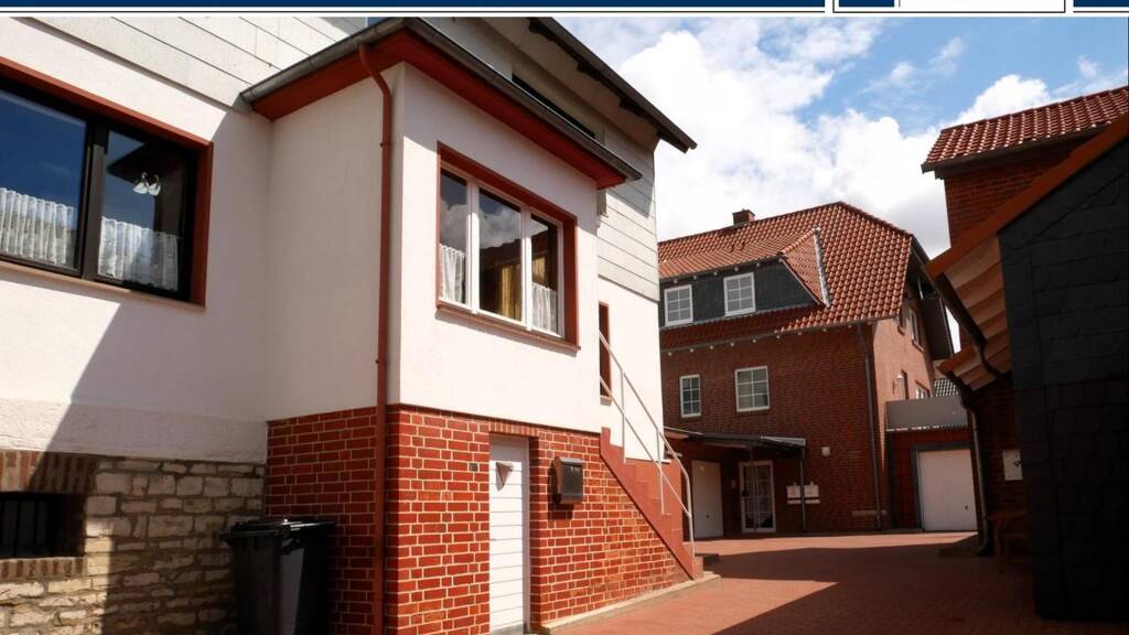 Mehrfamilienhaus zum Kauf 225.000 € 11 Zimmer 306 m² 692 m² Grundstück Hoiersdorf Schöningen / Hoiersdorf 38364