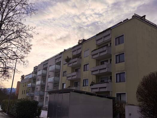 Wohnung zur Miete 1.100 € 3 Zimmer 77 m² frei ab 01.03.2026 Mitterfelden Ainring 83404