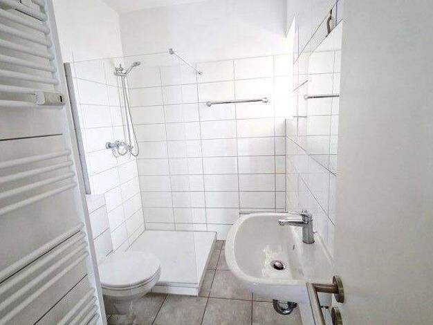 Wohnung zur Miete 352 € 2 Zimmer 50,6 m² frei ab 01.02.2026 Flechtinger Str. 35 Stadtfeld West Magdeburg 39110