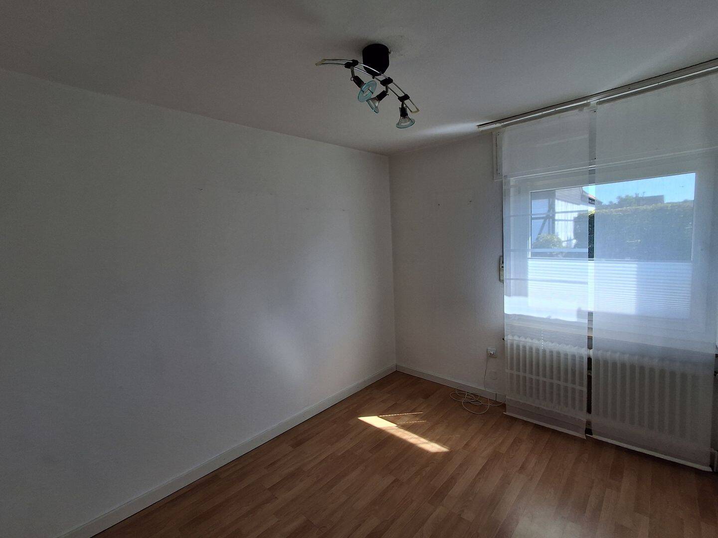 Property thumbnail 12