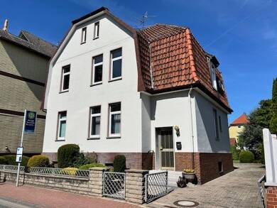 Mehrfamilienhaus zum Kauf 290.000 € 7 Zimmer 180 m² 590 m² Grundstück Wunstorf - Mitte Wunstorf 31515