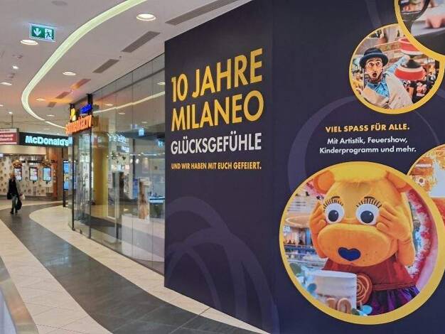 Laden zur Miete 9.000 € 1 Zimmer 176 m² Verkaufsfläche Mitte Mitte 70173