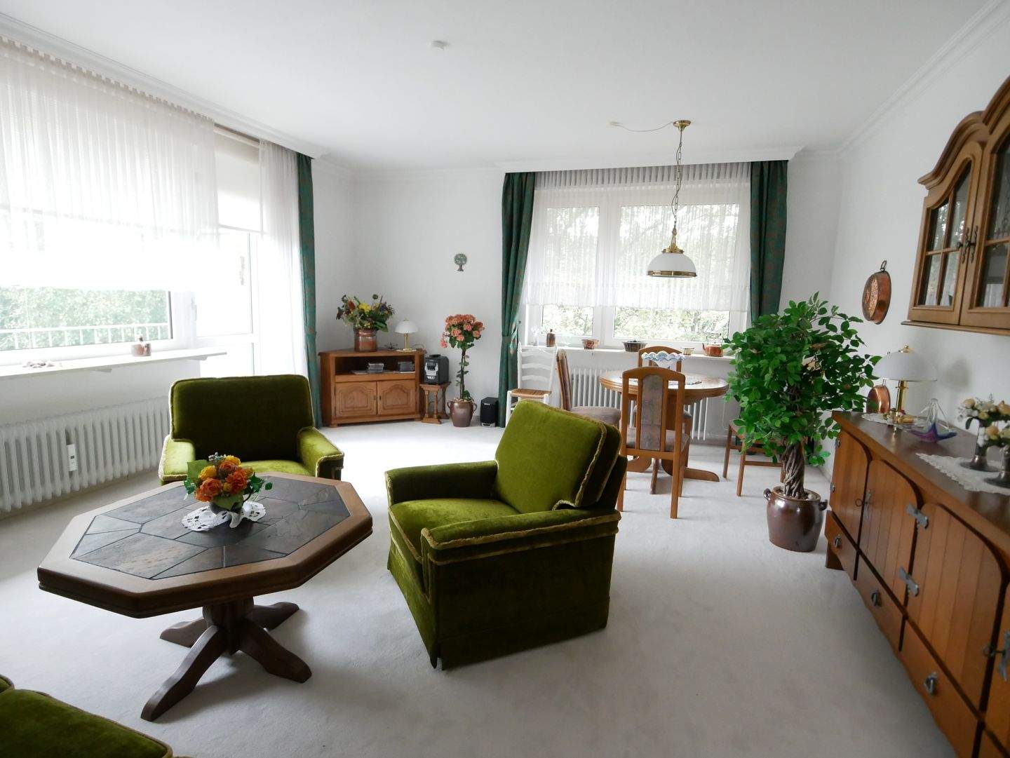 Property thumbnail 2